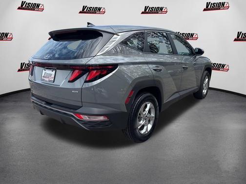 Hampton Gray 2024 Hyundai TUCSON SE