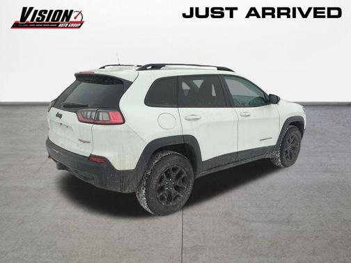 2022 Jeep Cherokee Trailhawk