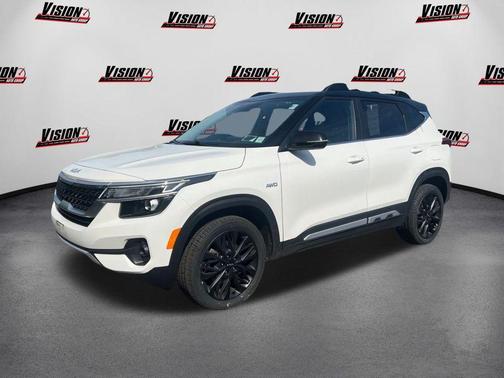 2022 Kia Seltos Nightfall
