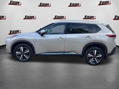 Champagne Silver 2023 Nissan Rogue SL