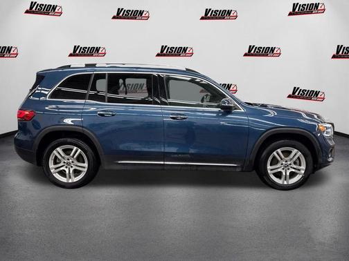 2022 Mercedes-Benz GLB 250 Base 4MATIC