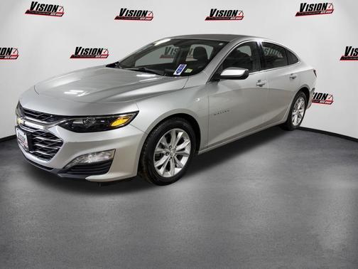Silver Ice Metallic 2019 Chevrolet Malibu LT