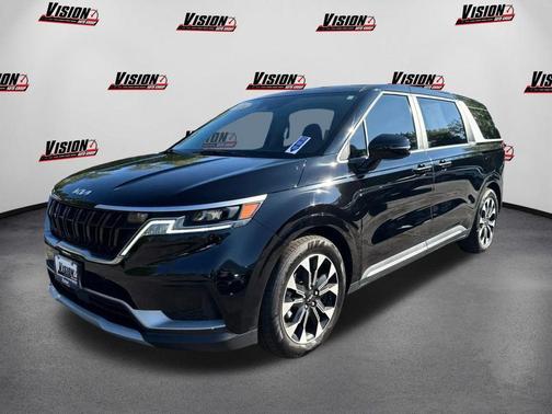 2024 Kia Carnival EX