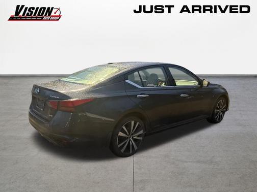 2020 Nissan Altima 2.5 Platinum
