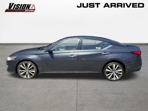 2020 Nissan Altima 2.5 Platinum