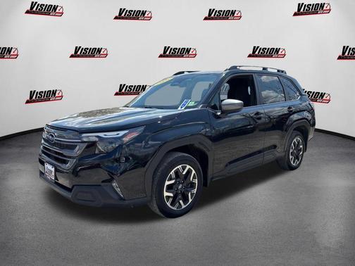 Crystal Black Silica 2025 Subaru Forester Premium