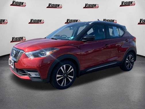 2020 Nissan Kicks SR
