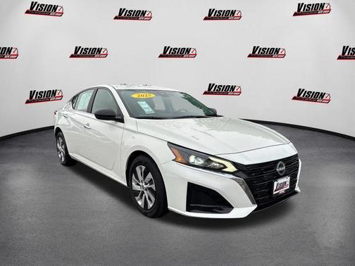 2025 Nissan Altima S