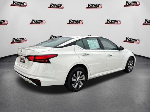 2025 Nissan Altima S