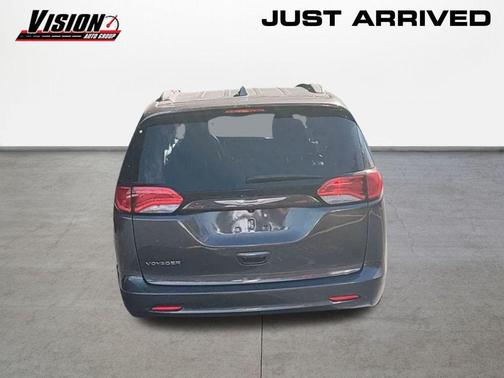 2020 Chrysler Voyager LXI