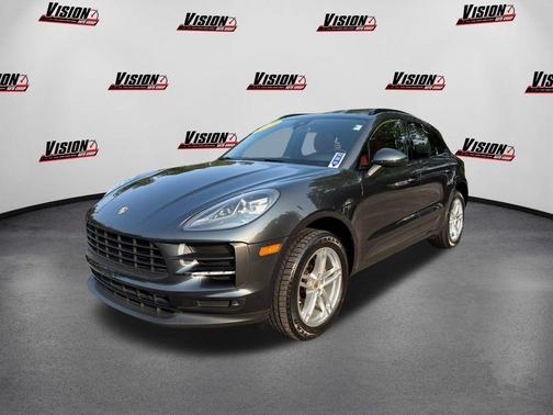 2021 Porsche Macan Base