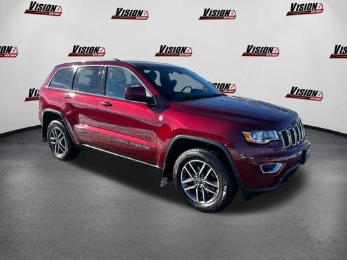 2020 Jeep Grand Cherokee Laredo