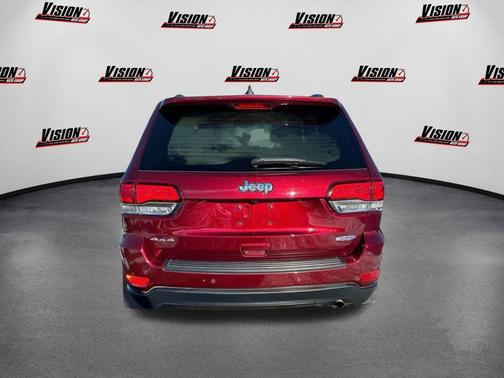 2020 Jeep Grand Cherokee Laredo