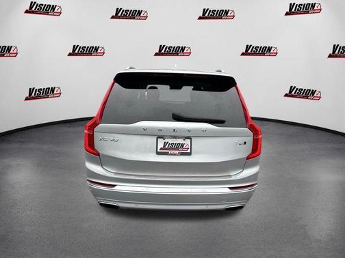 2021 Volvo XC90 T6 Inscription 7 Passenger
