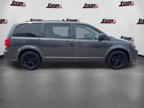 Granite Crystal Clearcoat Metallic 2019 Dodge Grand Caravan GT