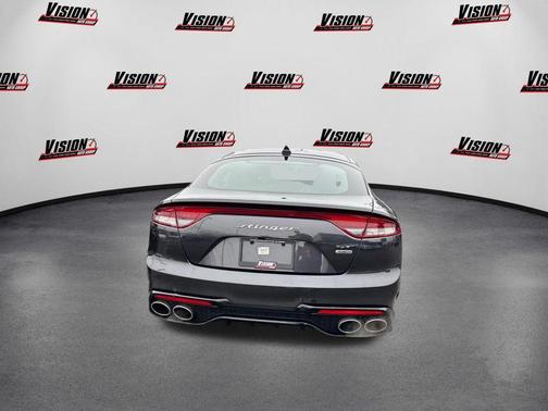2022 Kia Stinger GT1