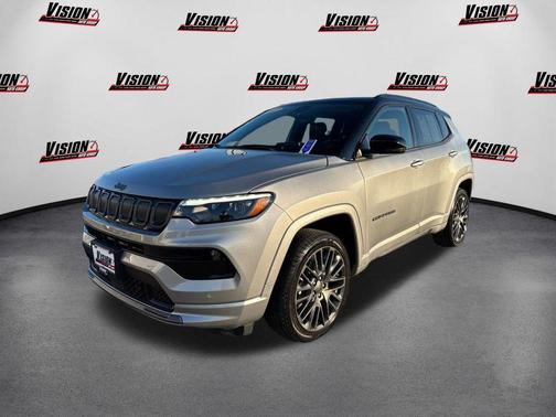 Billet Silver Metallic Clearcoat 2022 Jeep Compass Altitude