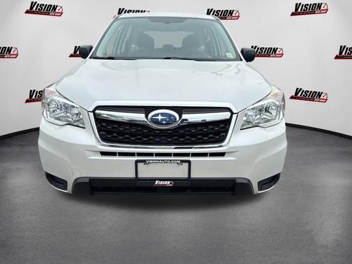 Satin White Pearl 2015 Subaru Forester 2.5i