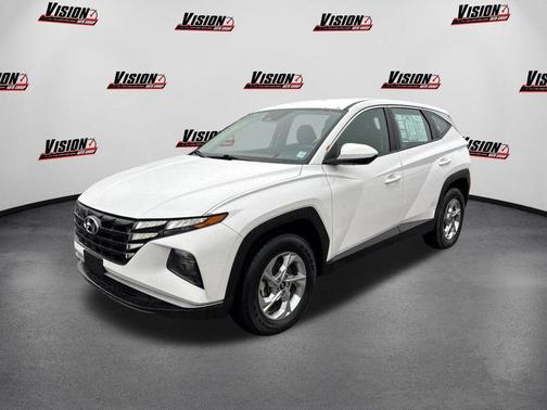 2023 Hyundai TUCSON SE