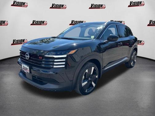 Super Black 2025 Nissan Kicks SR