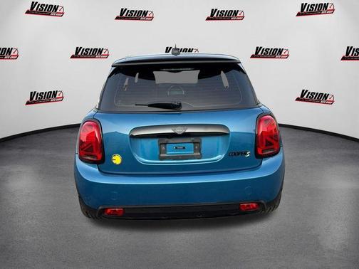 2024 MINI SE Hardtop Cooper