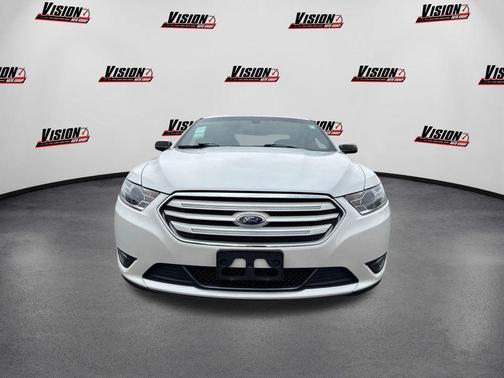 2016 Ford Taurus Limited