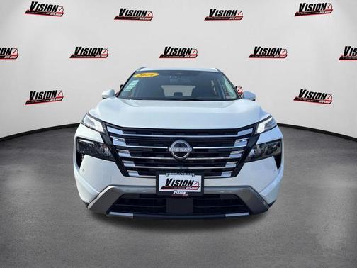 Everest White P 2024 Nissan Rogue SL