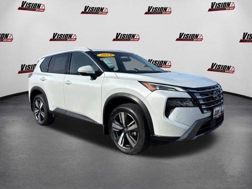 Everest White P 2024 Nissan Rogue SL