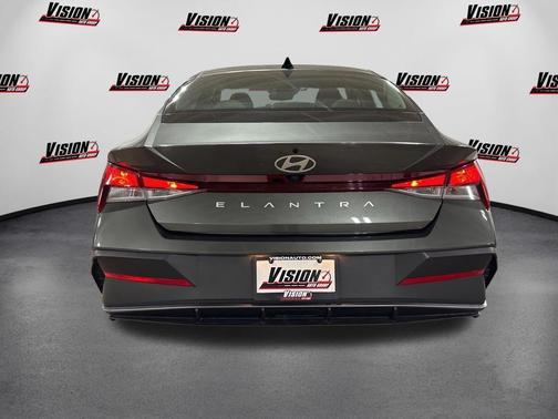 Amazon Gray 2024 Hyundai ELANTRA SEL
