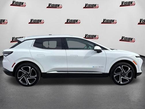 2025 Chevrolet Equinox EV LT 2