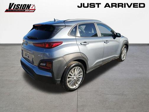 2020 Hyundai KONA SEL Plus