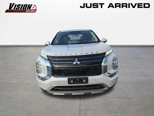 2023 Mitsubishi Outlander 
