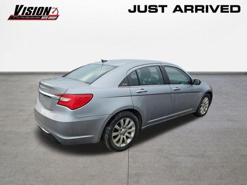 2014 Chrysler 200 Touring