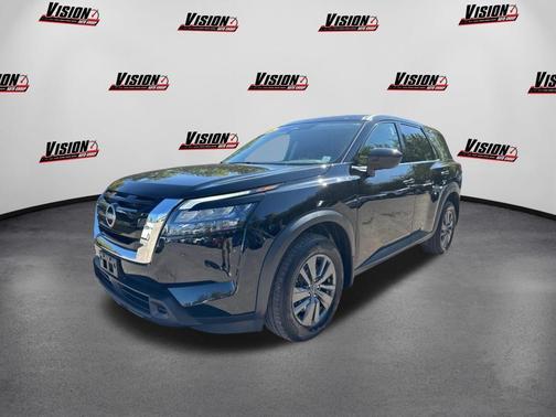 2024 Nissan Pathfinder S