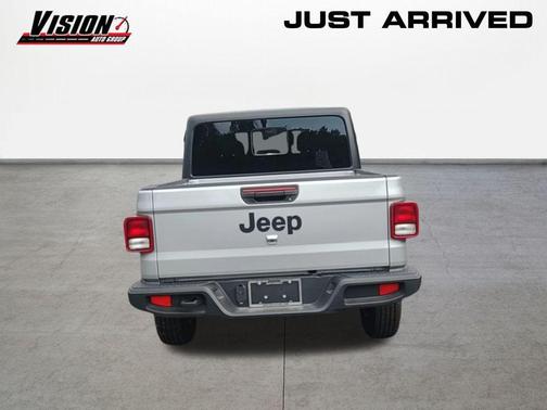 2024 Jeep Gladiator Sport