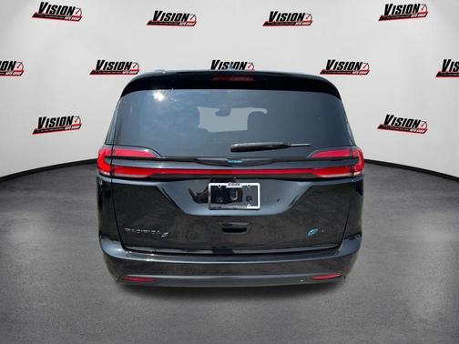 2021 Chrysler Pacifica Hybrid Limited