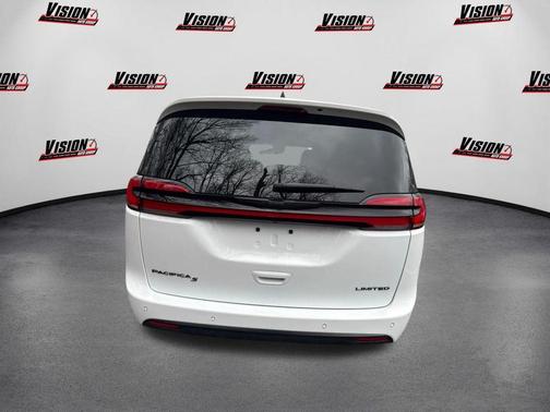 2024 Chrysler Pacifica Limited