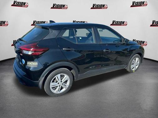 2021 Nissan Kicks S