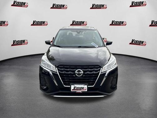 2021 Nissan Kicks S