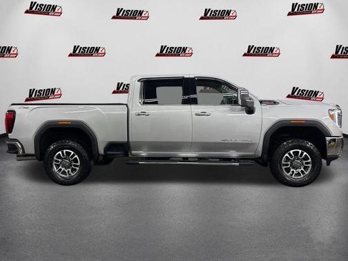 Quicksilver Metallic 2022 GMC Sierra 3500 SLT