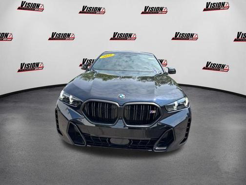 2025 BMW X6 M60i