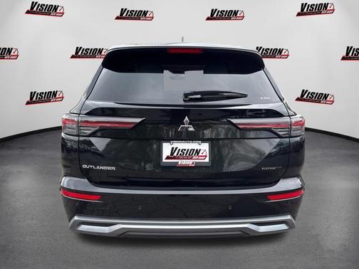 Black 2025 Mitsubishi Outlander EDITION