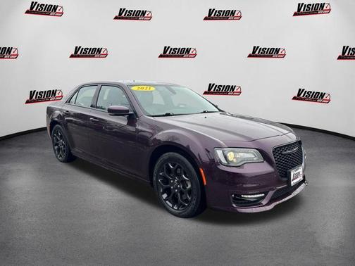 2021 Chrysler 300 Touring