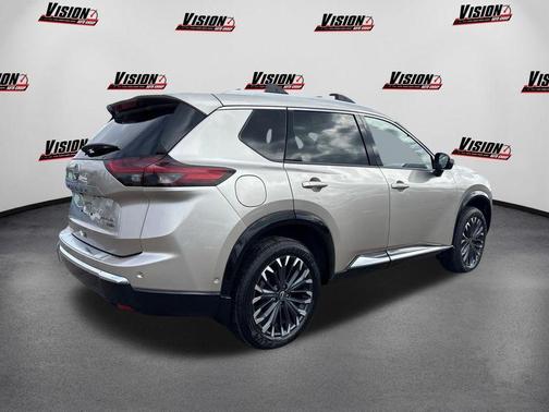 2025 Nissan Rogue Platinum