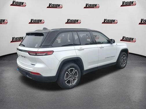 2023 Jeep Grand Cherokee 4xe Trailhawk
