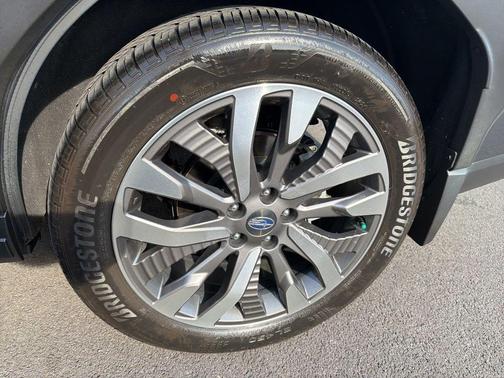 Magnetite Gray Metallic 2025 Subaru Forester Touring