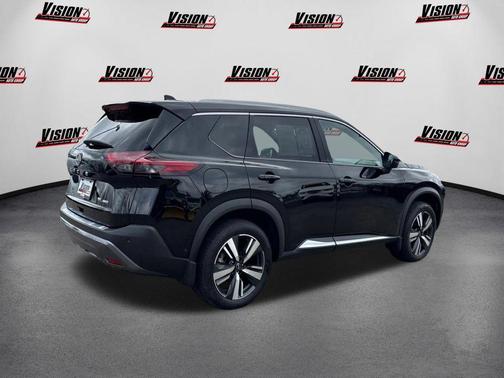 Black 2023 Nissan Rogue SL