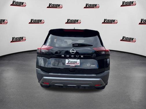 Black 2023 Nissan Rogue SL