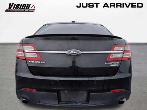 2017 Ford Taurus Limited
