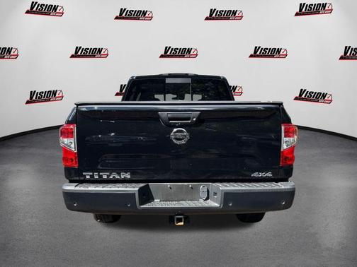 2021 Nissan Titan S